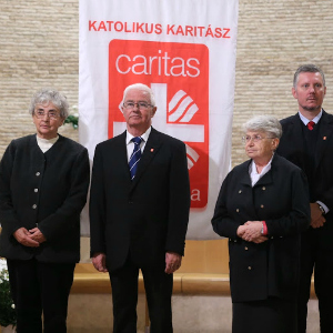 Caritas Hungarica Dij 03 bk
