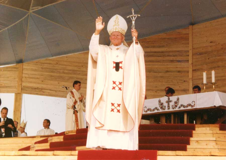 II JP papa a poganyi szentmisen 01