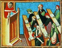 A középkorban hét bencés szerzetesről tudjuk, hogy egyetemi tanulmányokat végzett, ebből három bátai szerzetes volt