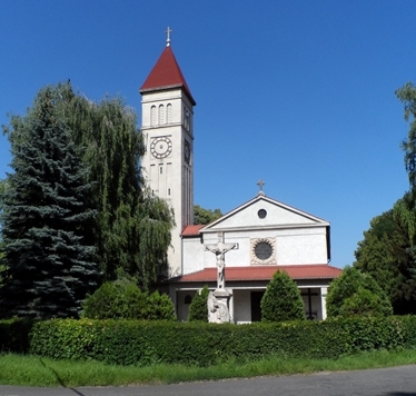 Dombovar Nagyboldogasszony templom