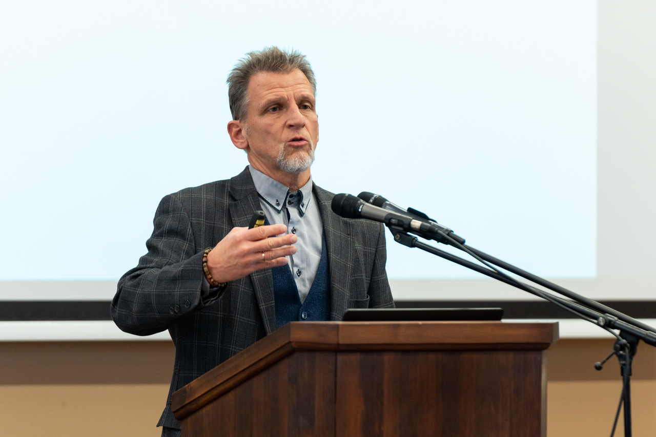 2025 11 14 ferfitalalkozo 31