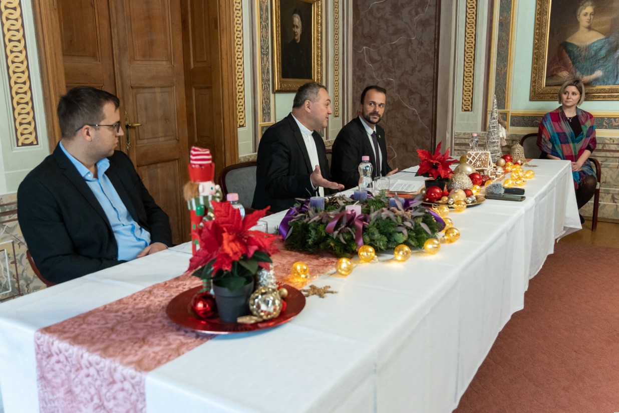 2025 11 27 adventi sajtotajekoztato 09