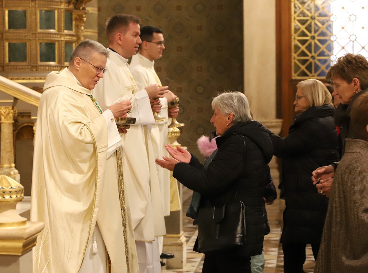 erseki horvat mise033