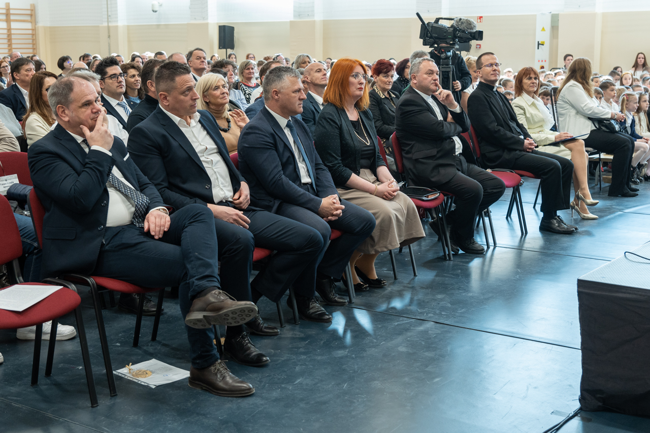 2026 03 11 paks tornacsarnok atadas 19