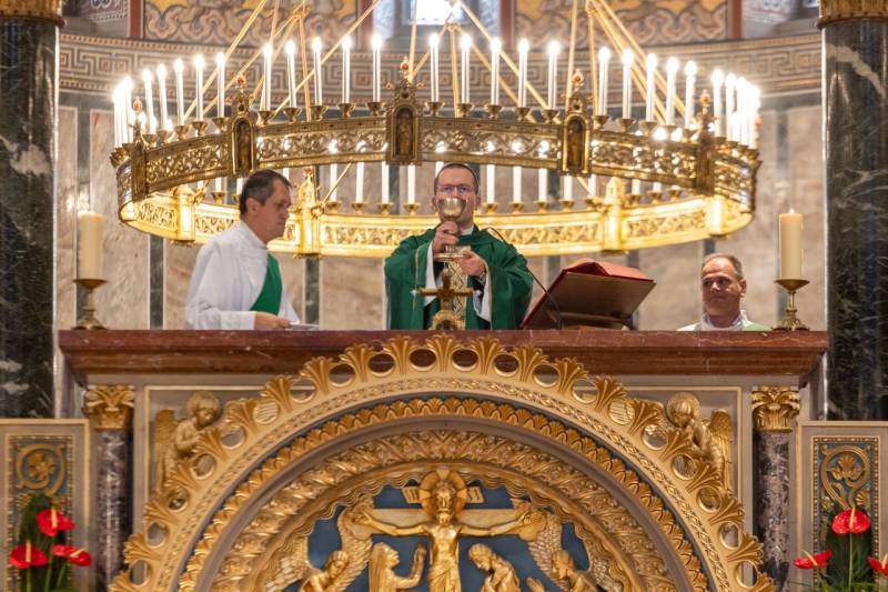 hitoktatoi_tedeum045.jpg