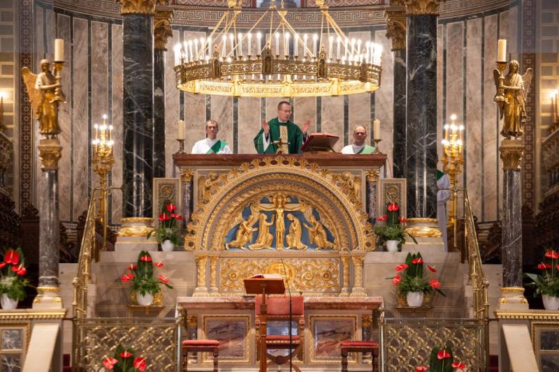 hitoktatoi_tedeum052.jpg