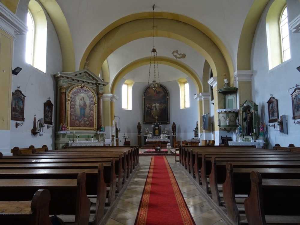 339_bicserd_templom_belso_1