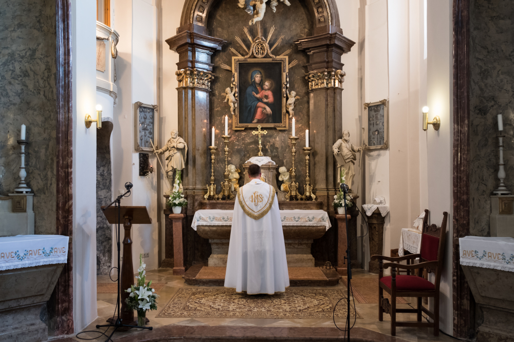 381_havasboldogasszony_oltar_1