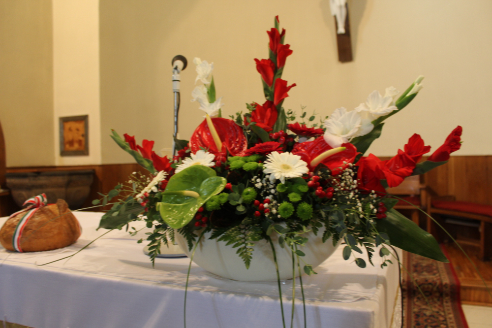 390_pecs_szent_istvan_kenyerszenteles