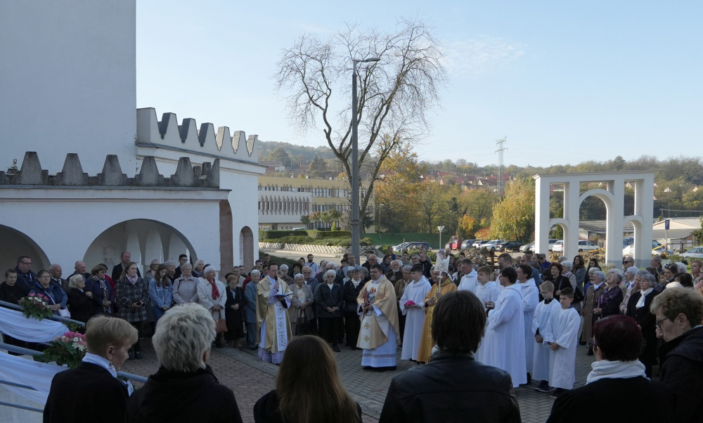 464_Komloi-templommegaldas-001