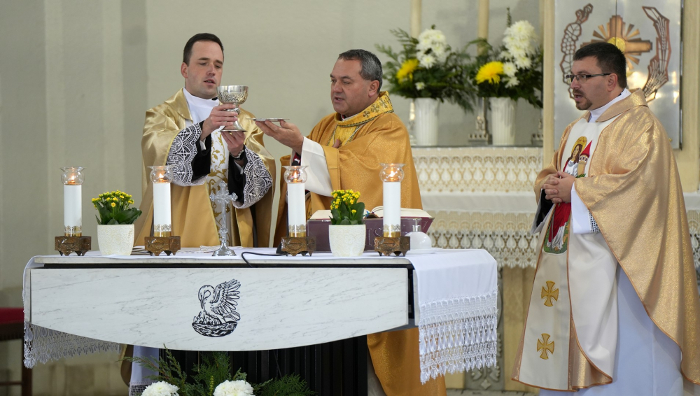 464_Komloi-templommegaldas-030