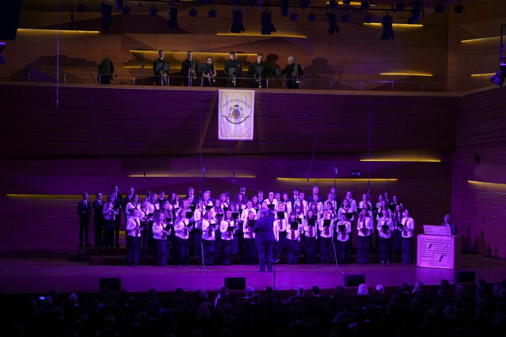 495_PEM-hangverseny-009