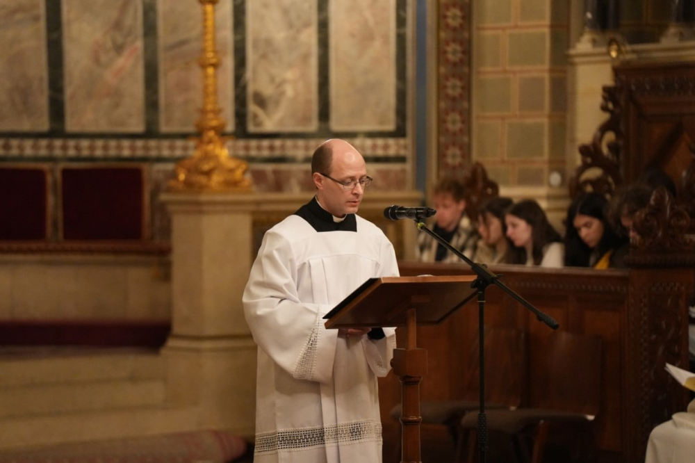 584_Sotetzsolozsma-2023-05