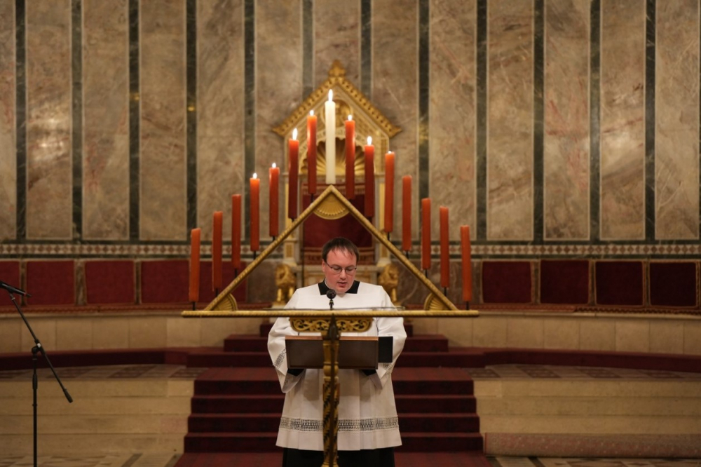 584_Sotetzsolozsma-2023-14