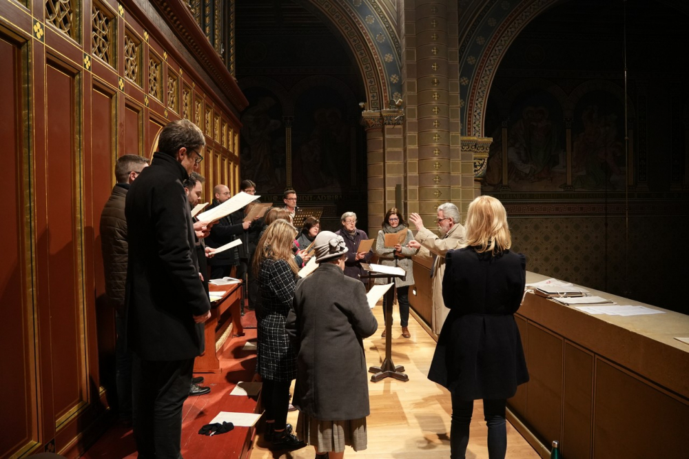 584_Sotetzsolozsma-2023-18