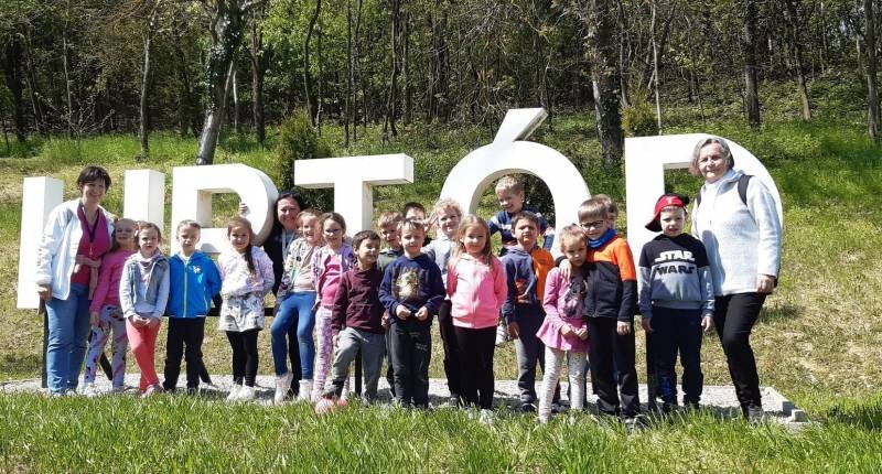 imgi_22_thumb_599_trachtag22