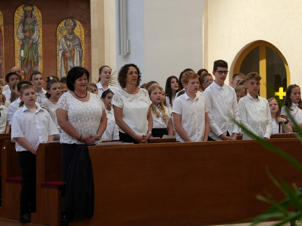 629_Evzaro-Mohacs-02