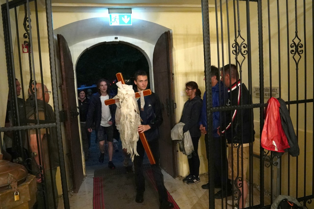 637_Gyalog-papokert-09