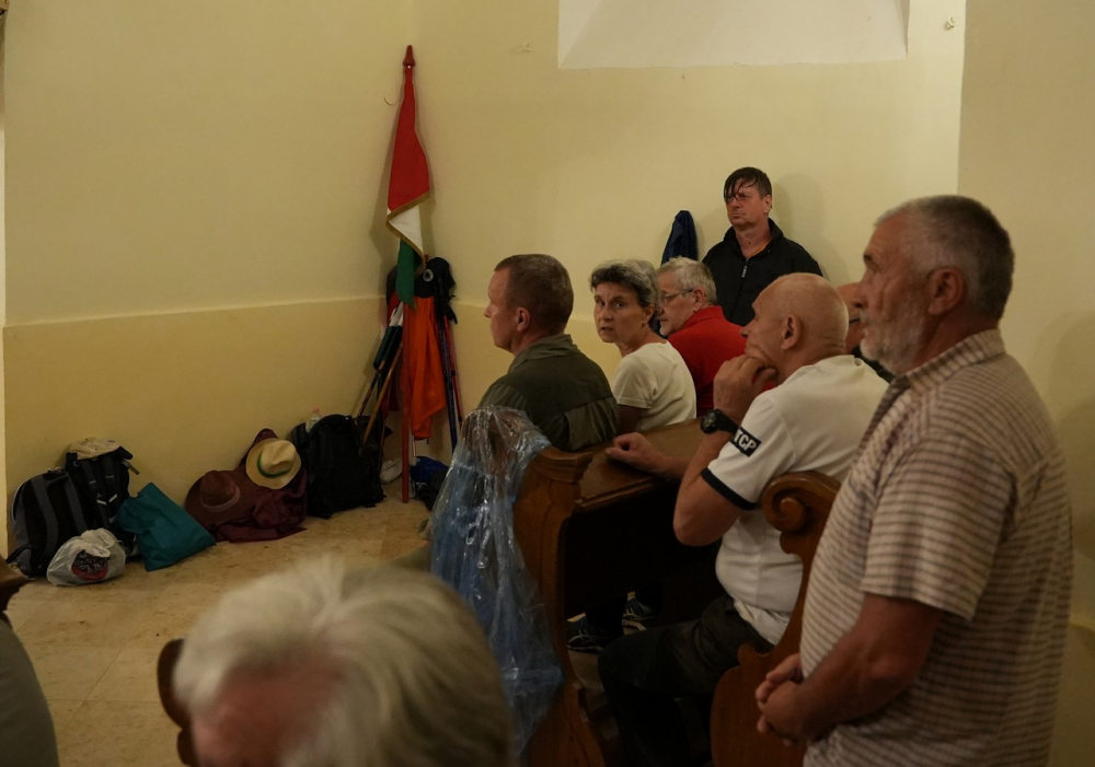 637_Gyalog-papokert-22