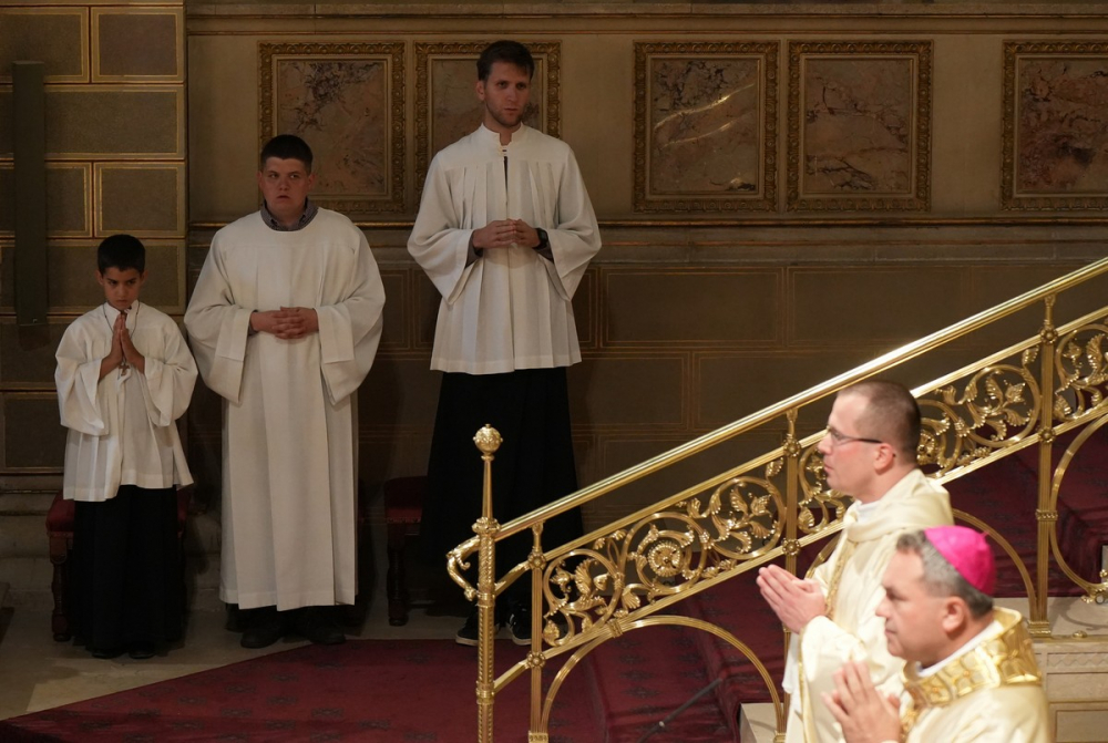 653_Beiktatas-szekesegyhaz-04