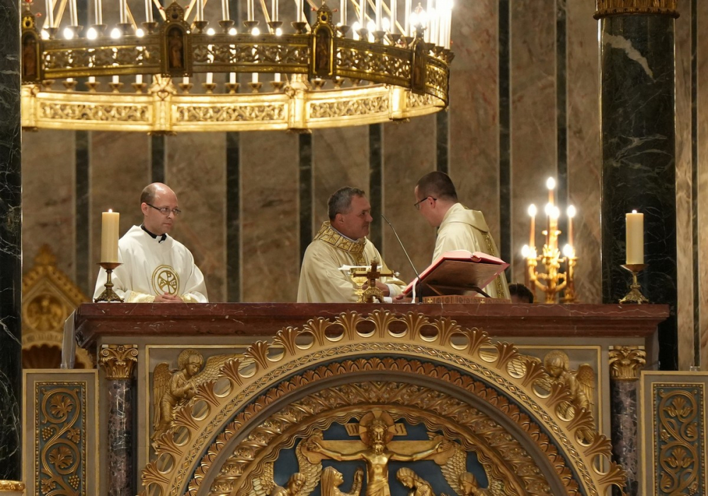 653_Beiktatas-szekesegyhaz-23