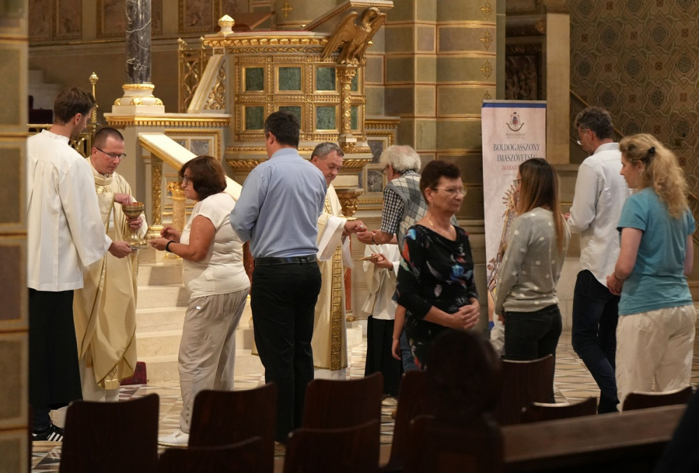 653_Beiktatas-szekesegyhaz-29