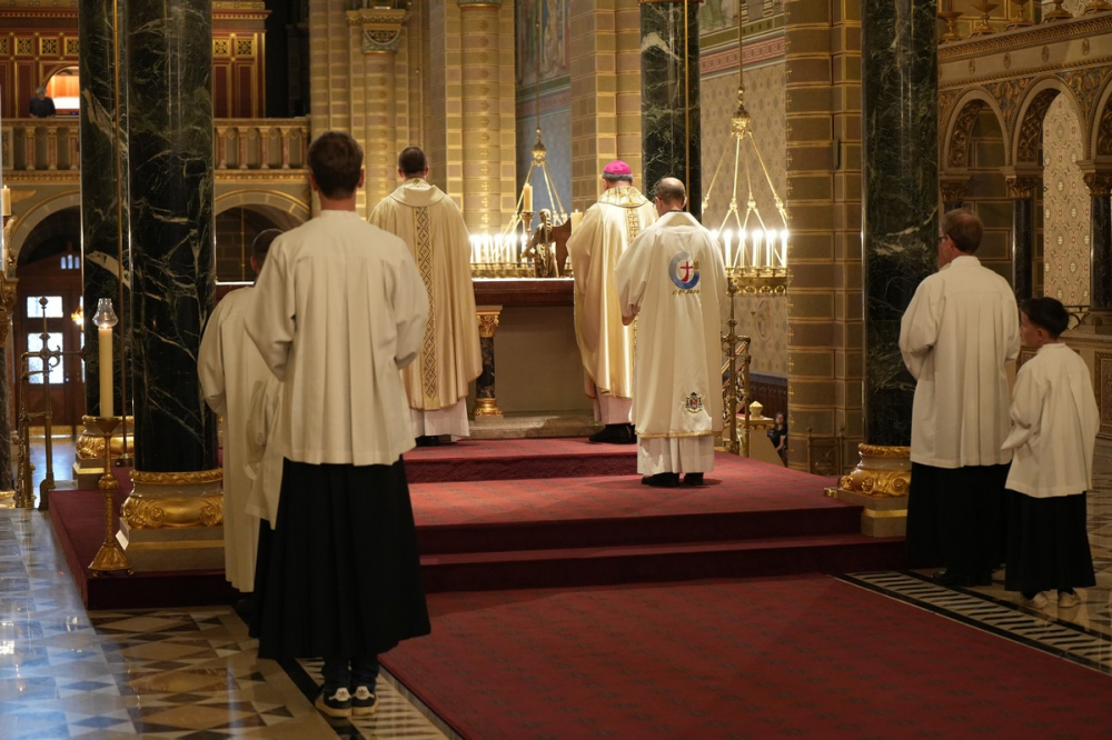 653_Beiktatas-szekesegyhaz-34