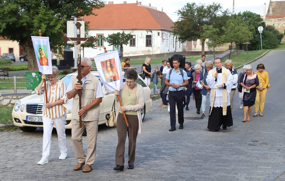 654_horvat_mise_havi-hegy05