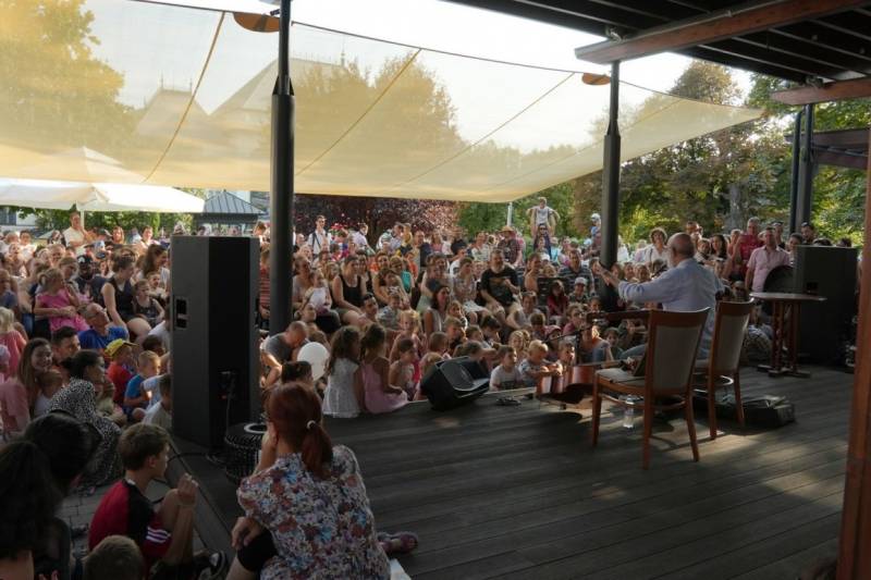 thumb_661_Rozsakert-09