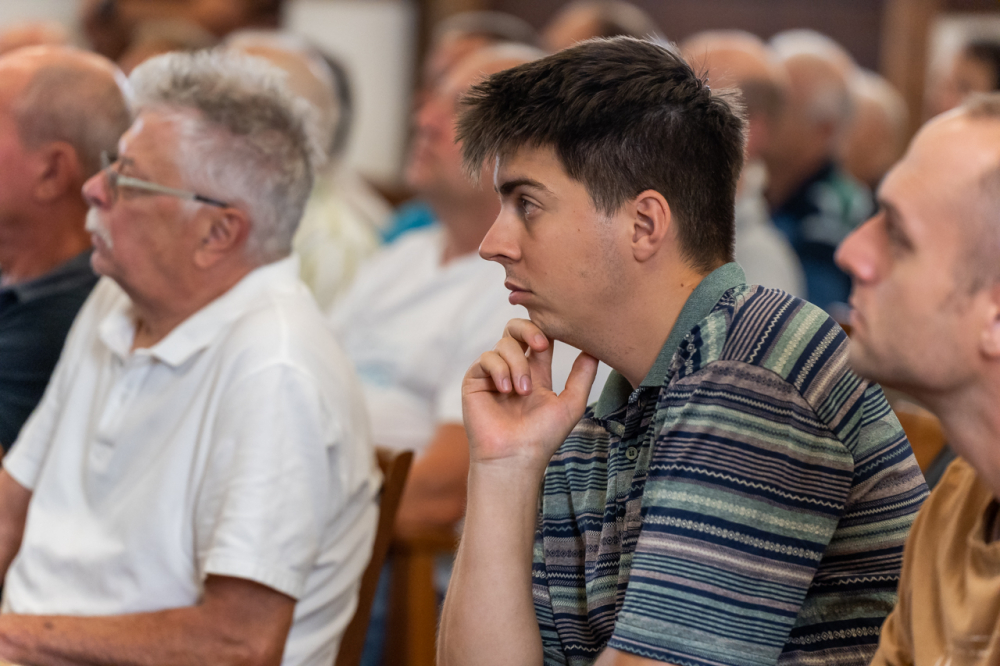 676_Ferfitalalkozo Pecs szept_26