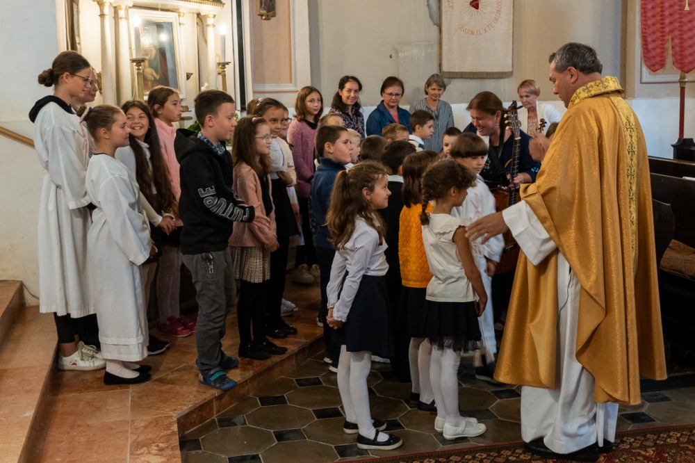 imgi_113_680_Szakaly_templommegaldas_49