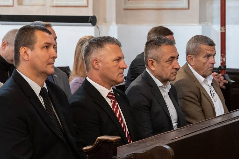 imgi_11_thumb_680_Szakaly_templommegaldas_11