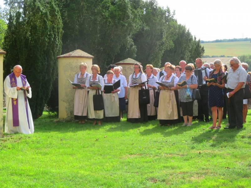 thumb_669_mariakemend_nemet_bucsu032