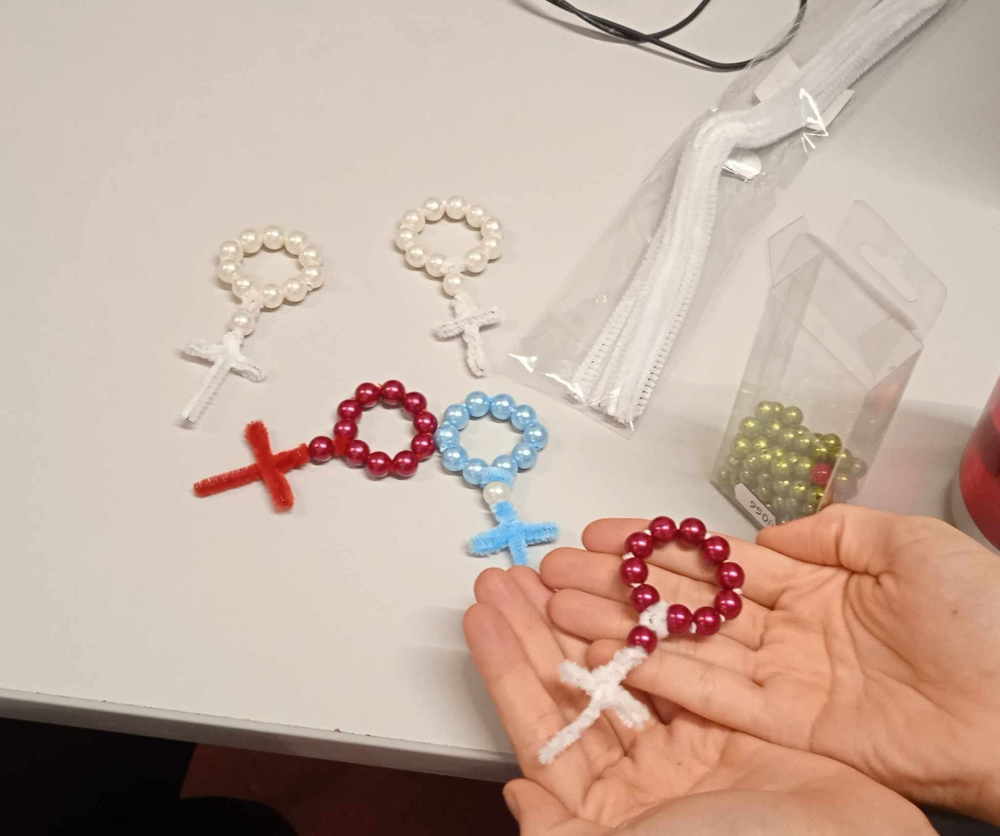 698_gyermekek_rozsafuzer6