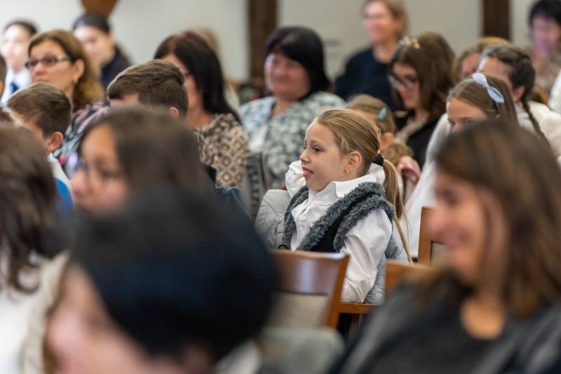 imgi_18_thumb_699_2023_szavaloverseny_16