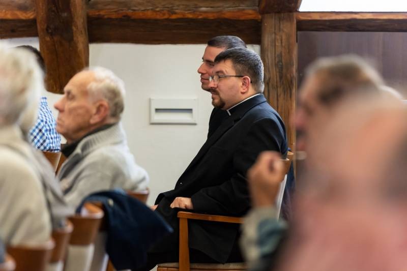 imgi_29_thumb_705_2023_11_ferfi_29