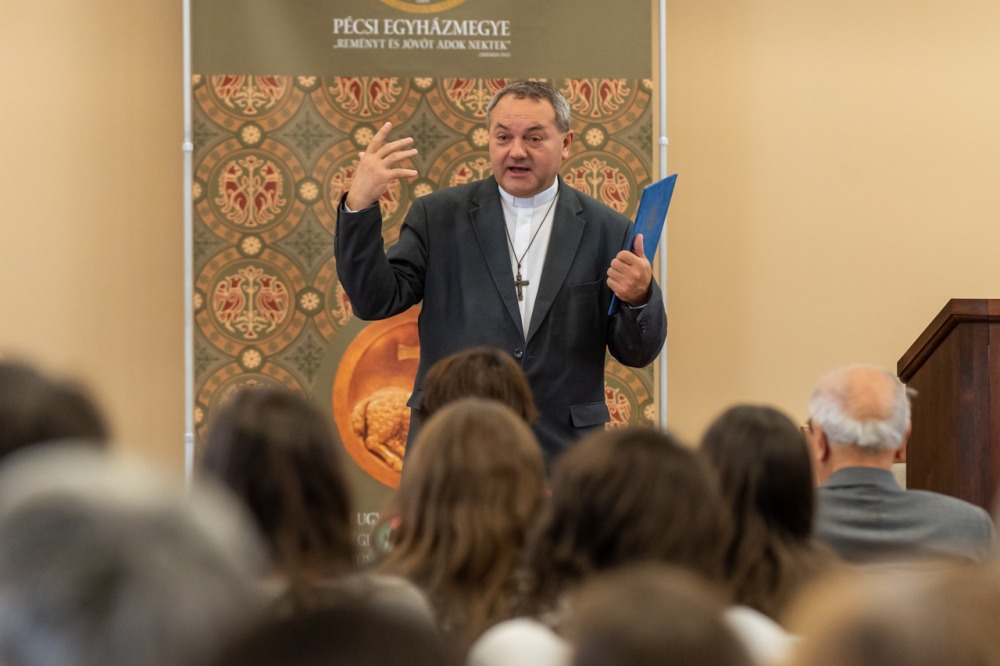 imgi_52_699_2023_szavaloverseny_09