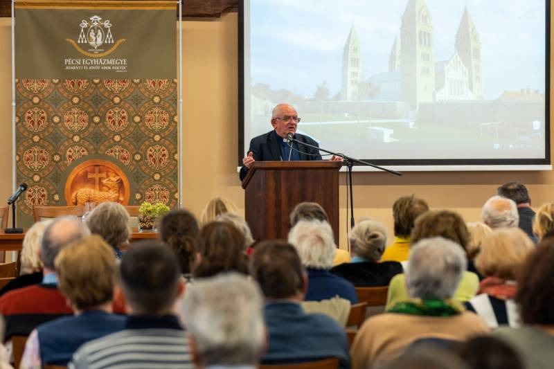 imgi_28_thumb_707_2023_11_szabadegyetem_26