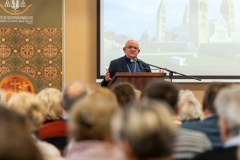 imgi_29_thumb_707_2023_11_szabadegyetem_28