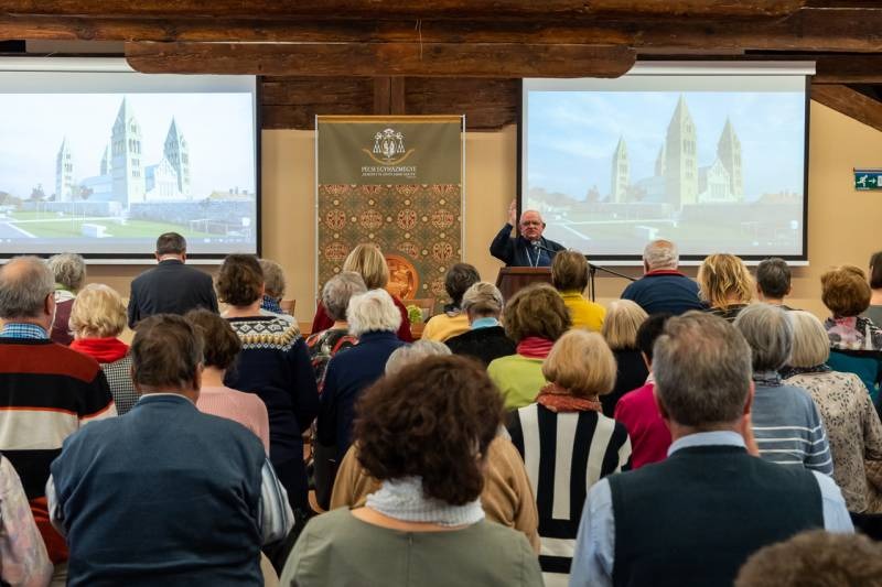 imgi_35_thumb_707_2023_11_szabadegyetem_34