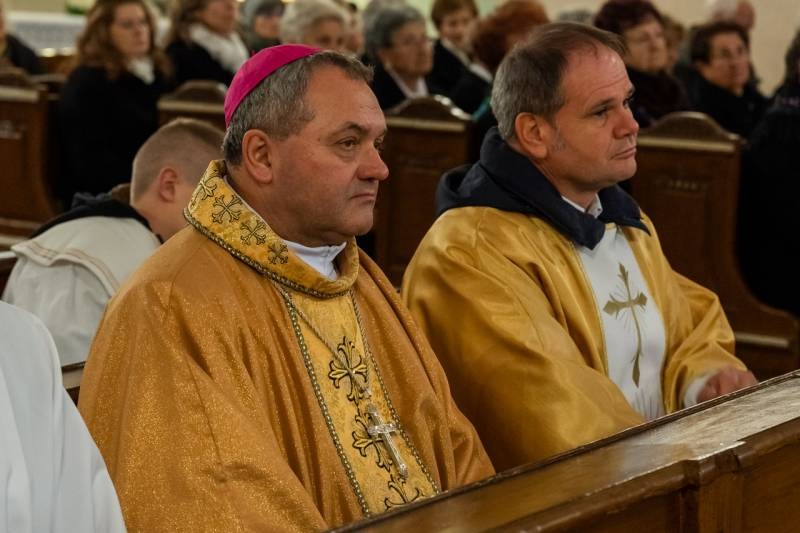 imgi_37_thumb_710_2023_11_palotabozsok_40