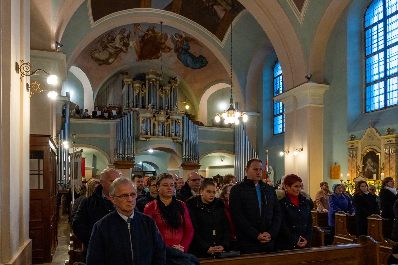 imgi_49_2023_11_palotabozsok_14