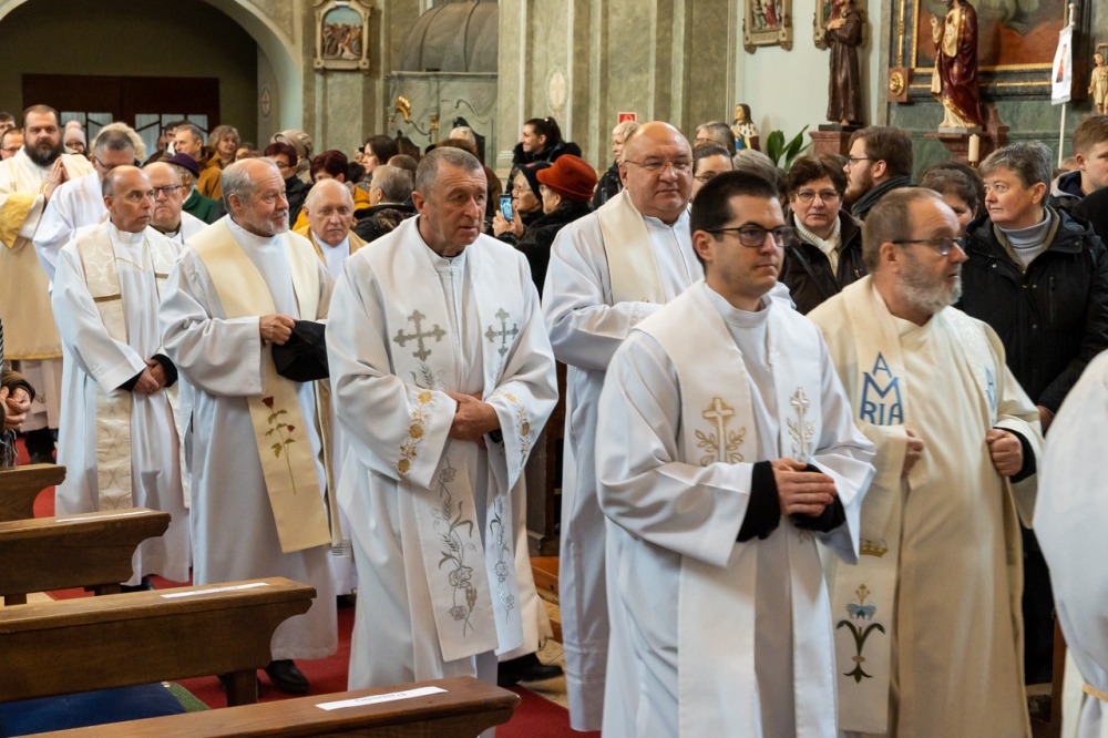 imgi_113_725_2023_12_09_bonyhad_04