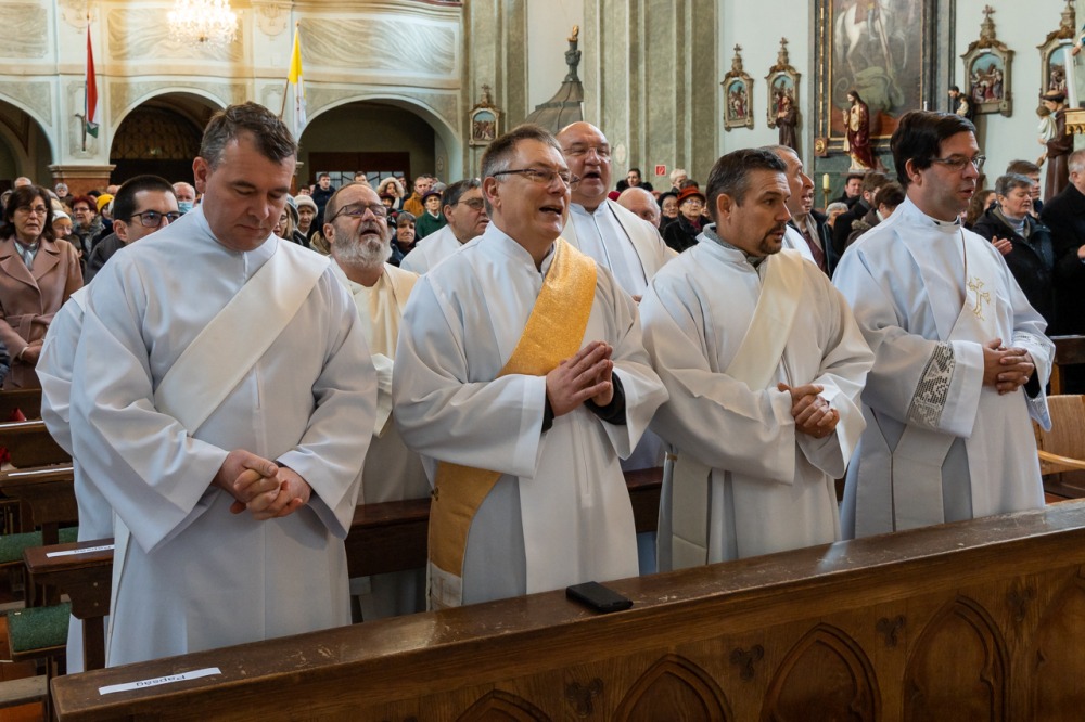 imgi_125_725_2023_12_09_bonyhad_17