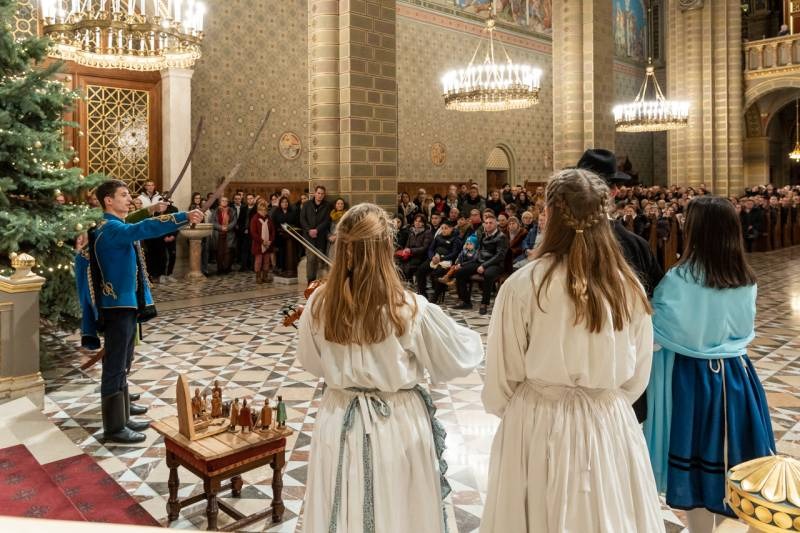 imgi_13_thumb_734_2023_12_25_ejfeli_11