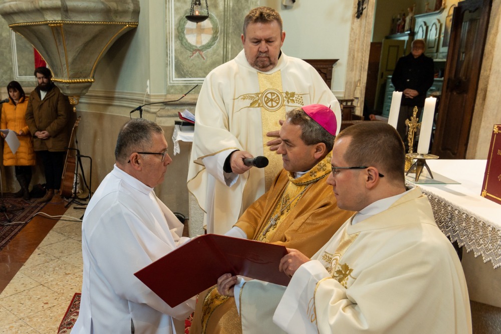 imgi_145_725_2023_12_09_bonyhad_36