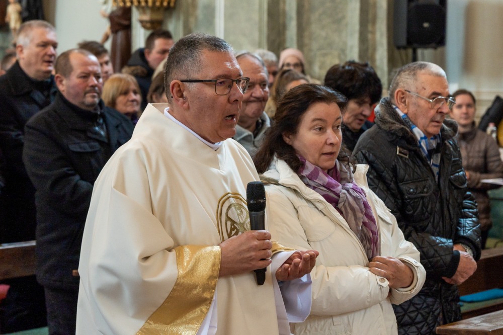 imgi_179_725_2023_12_09_bonyhad_72