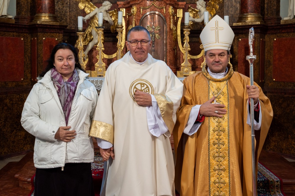 imgi_186_725_2023_12_09_bonyhad_79