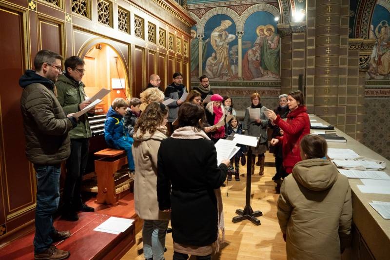 imgi_22_thumb_724_2023_12_07_rorate_19