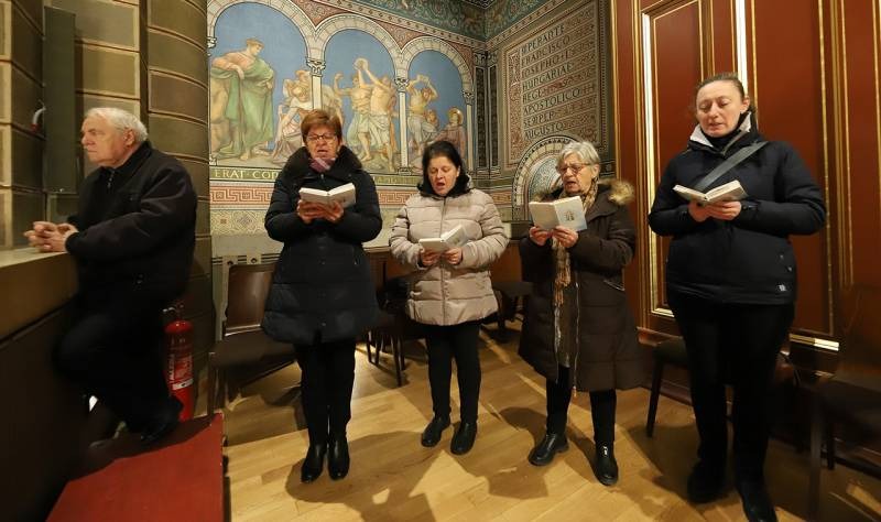 imgi_22_thumb_729_horvat_advent21